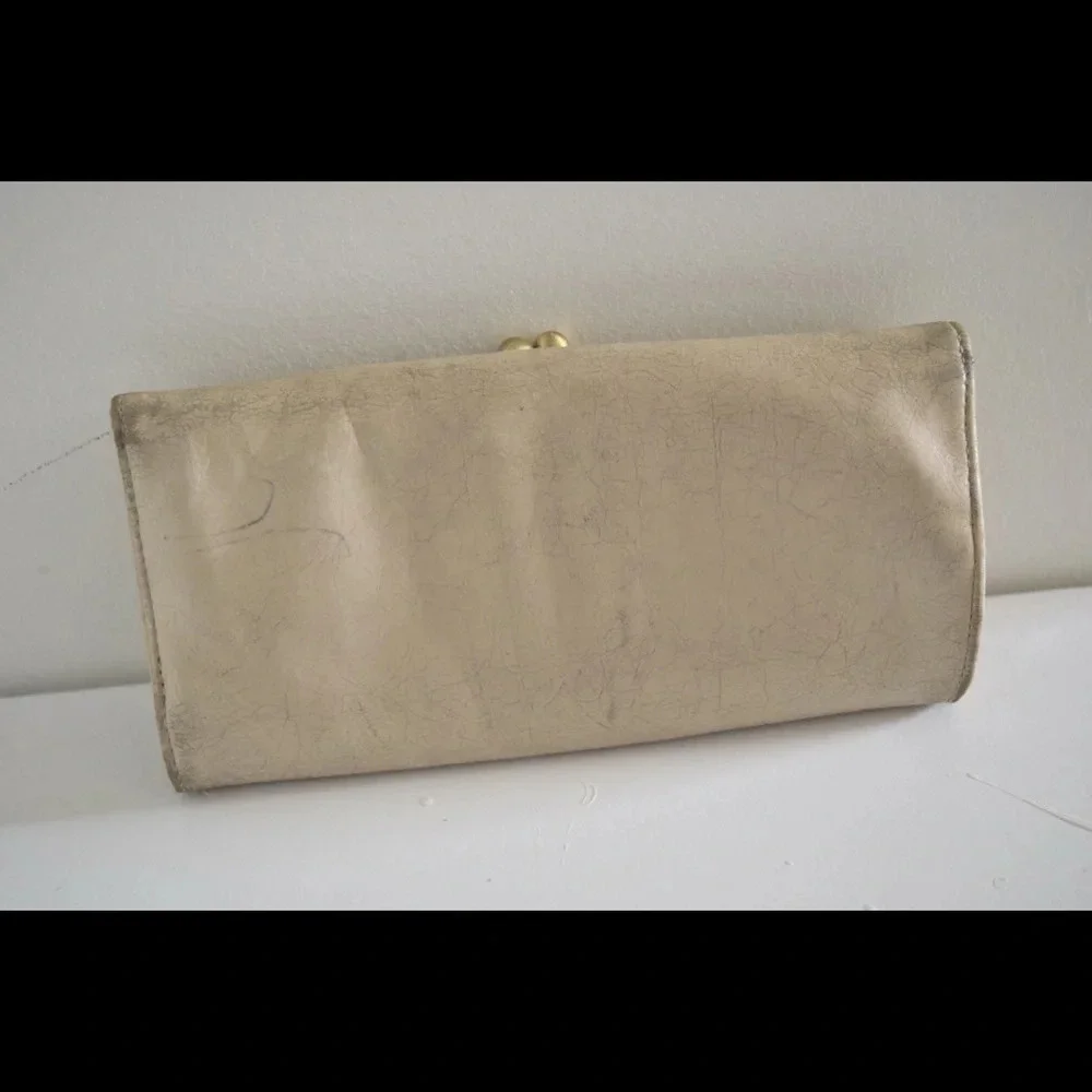 Hobo Original leather clutch